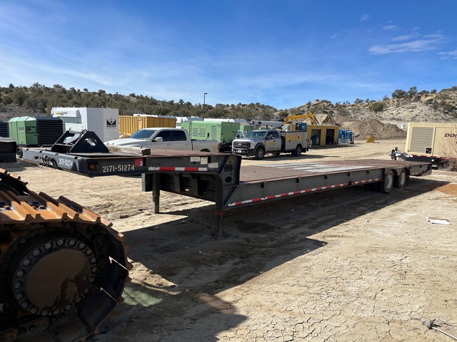 2008 Load King HFT70 30 ft T/A Hydraulic Tail Trailer