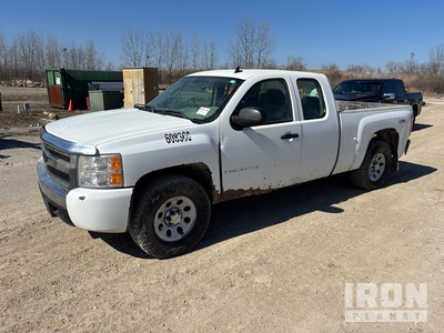 2008 Chevrolet Silverado 1500 LS 4x4 Extended Cab Pickup