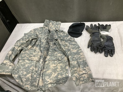 (10) Pairs of Flyer's Gloves, (7) Camera Bags & Assorted Items