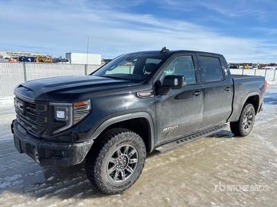 2025 GMC 1500 AT4 X 4x4 Crew Cab Pickup