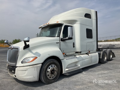 2020 International LT625 6x4 Tractocamion con Dormitorio / تراكتور شاحنة كابينة النوم (ثنائية المحور)
