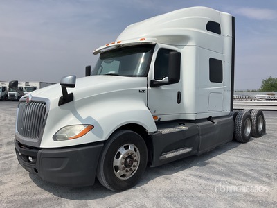 2020 International LT625 Tractocamion con Dormitorio / تراكتور شاحنة كابينة النوم (ثنائية المحور)