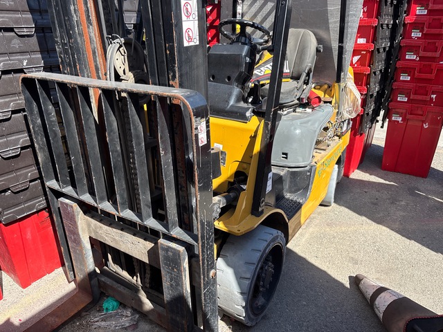 Cat Cushion Tire Forklift (Inoperable)