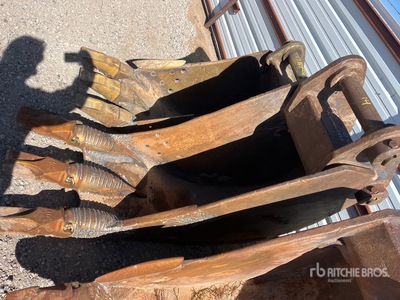 Esco 22 in Digging Excavator Bucket - Fits Komatsu Pc-300