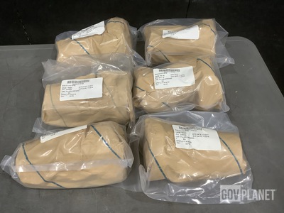 (6) Oshkosh 2HP899 Filler Opening Caps