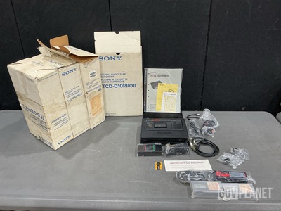 (4) Sony TCD-D10 Digital Audio Tape-Corders