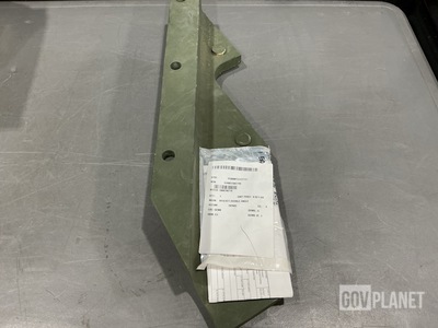 12358610 Double Angle Bracket