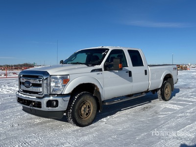 2016 Ford F-350 XLT 4x4 Crew Cab Pickup