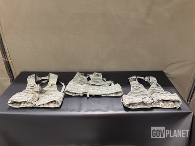 (120) Fighting Load Carriers