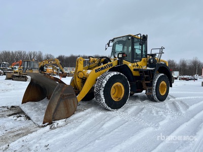 2019 Komatsu WA380-8 Wheel Loader