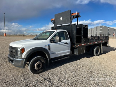 2018 Ford F-450 XL 4x2 Traffic Control Flatbed Truck (Inoperable)