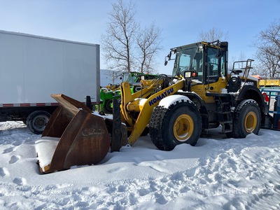 2022 Komatsu WA380-8 Wheel Loader