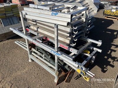 Quantity of Alloy Scaffolding