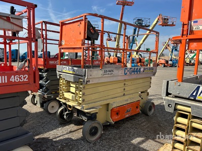 2014 JLG 3246ES Electric Scissor Lift