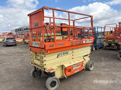2015 JLG 2646ES Electric Scissor Lift