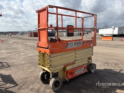 2015 JLG 2632ES Electric Scissor Lift