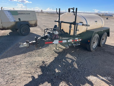 2007 T/A Water trailer