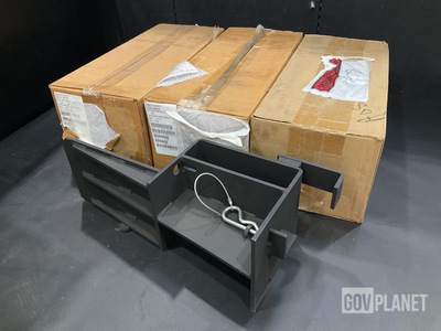 (4) AAR Manufacturing AE12468623-2 Vehicular Components Brackets