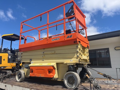 2017 JLG 3246ES Electric Schaarlift