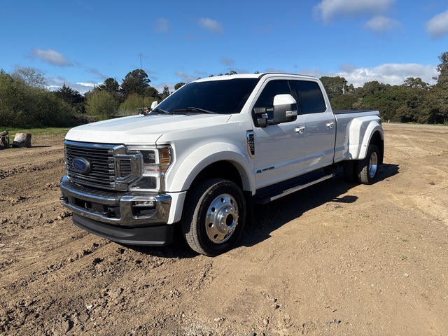 2020 Ford F-450 Lariat 4x4 Crew Cab Pickup 2020 Ford F-450 Lariat 4x4 Crew Cab Pickup