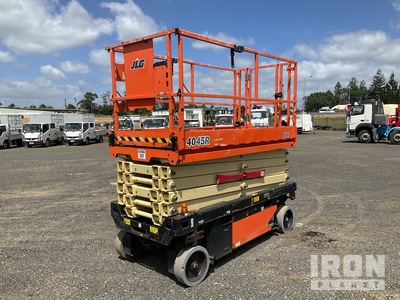 2018 JLG 4045R Electric Scissor Lift