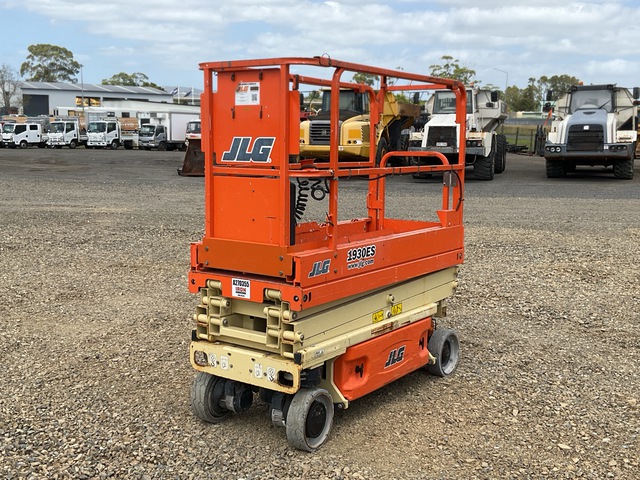 2017 JLG 1930 ES Electric Scissor Lift