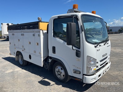 2017 Isuzu NLR 45-150 4x2 Service Truck