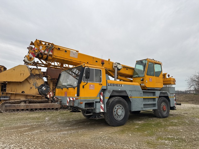 1997 Liebherr LTM1030/1 30 ton 4x4x4 All Terrain Crane