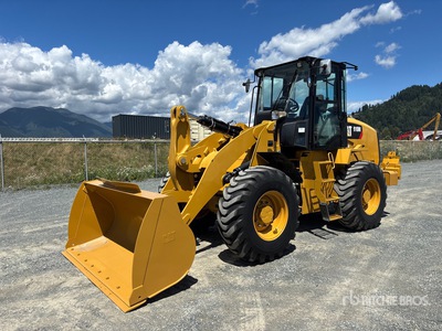 2018 Cat 910M Pala gommata