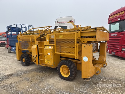 2005 Genie GS3384 Diesel Scissor Lift