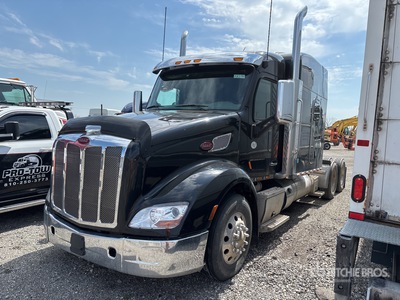 2018 Peterbilt 579 6x4 3- Achs Sattelzugmaschine mit Schlafkabine