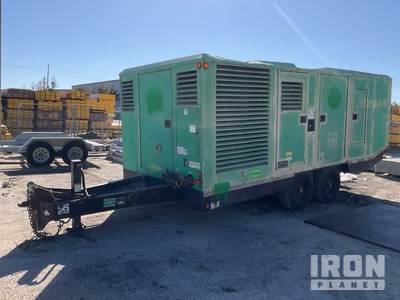 2015 Doosan HP1600WCUIQSNOW Mobile Air Compressor (Inoperable)