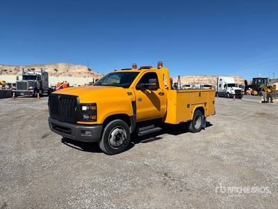 2021 International CV515 4x2 Servicewagen