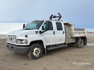 2004 Chevrolet C5500 4x2 Crew Cab S/A Camión dumper