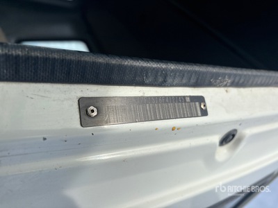 2006 Chevrolet T7500 4x2 COE Flatbed Truck