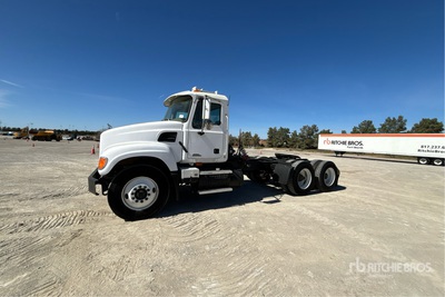 2007 Mack CV713 6x4 Tracteur routier