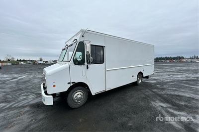 2015 Freightliner MT45G 4x2 Lieferwägen