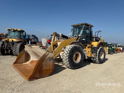 2015 Cat 972M Chargeuse sur pneus