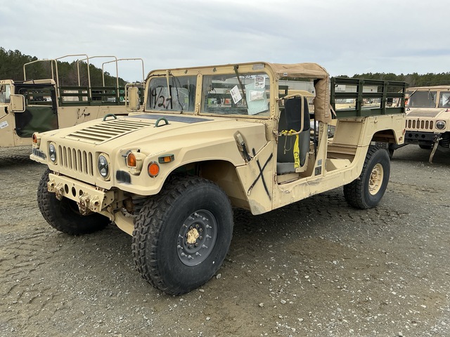 2008 AM General M1097R1 HMMWV 2 Door Soft Top w/Truck Body
