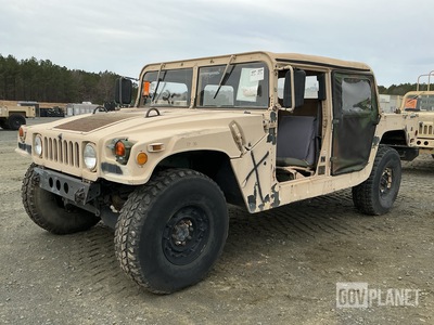 2008 AM General M1097R1 HMMWV 4 Door Soft Top w/Truck Body