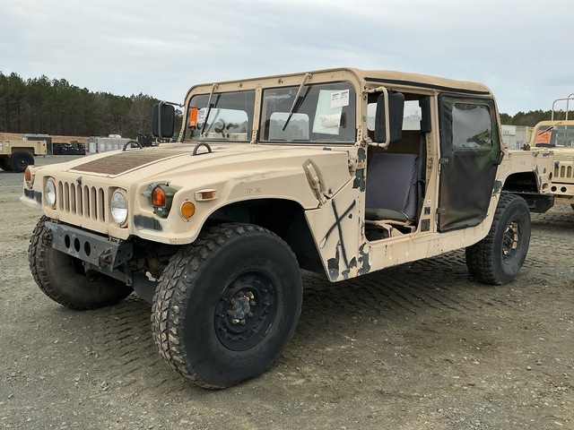 2008 AM General M1097R1 HMMWV 4 Door Soft Top w/Truck Body
