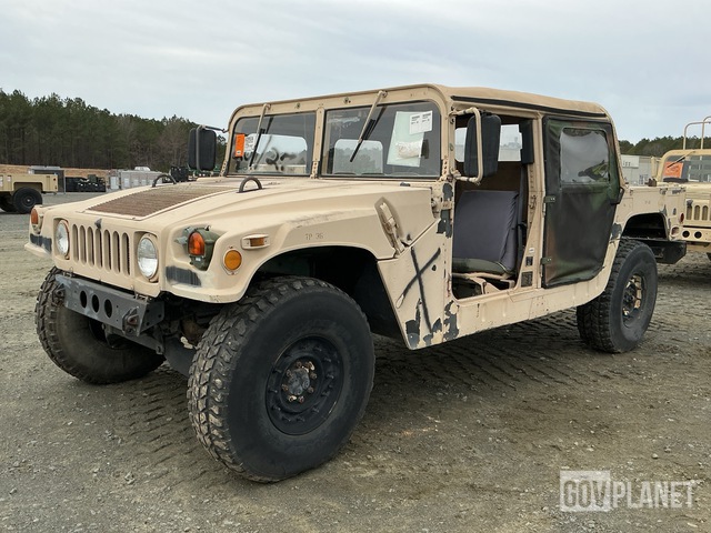 2008 AM General M1097R1 HMMWV 4 Door Soft Top w/Truck Body