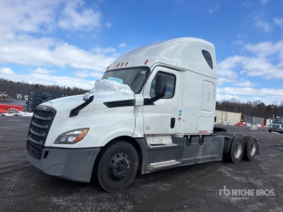 2020 Freightliner Cascadia 126 6x4 T/A Sleeper Truck Tractor