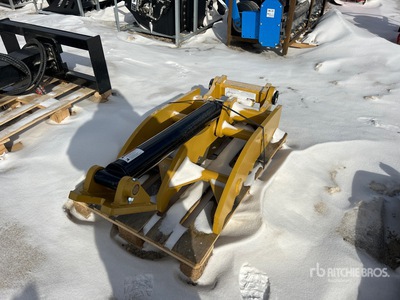 Gentec 25 in Excavator Thumb (Unused)