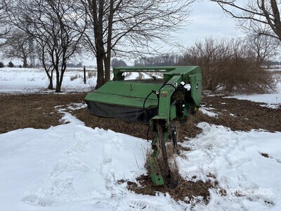 1982 John Deere 1326 7 ft 2 in مكيف جزازة
