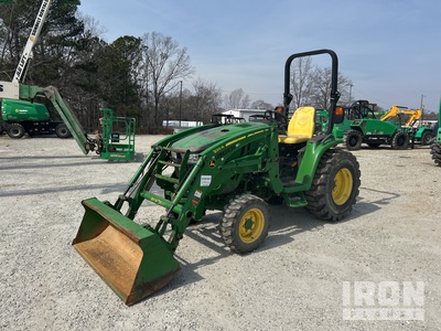 2018 John Deere 3033R 4WD Tractor