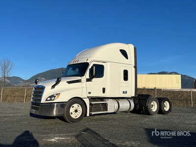 2020 Freightliner Cascadia 126 6x4 T/A Sleeper Truck Tractor