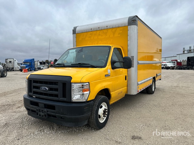 1FDWE3FN5MDC10331 Ford E-350 Photo 1