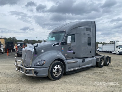 2022 Kenworth T680 6x4 Ciągnik siodłowy T/A z kabiną sypialną