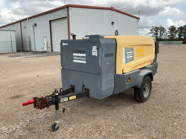 Atlas Copco XAS440 JD8 Mobile Air Compressor